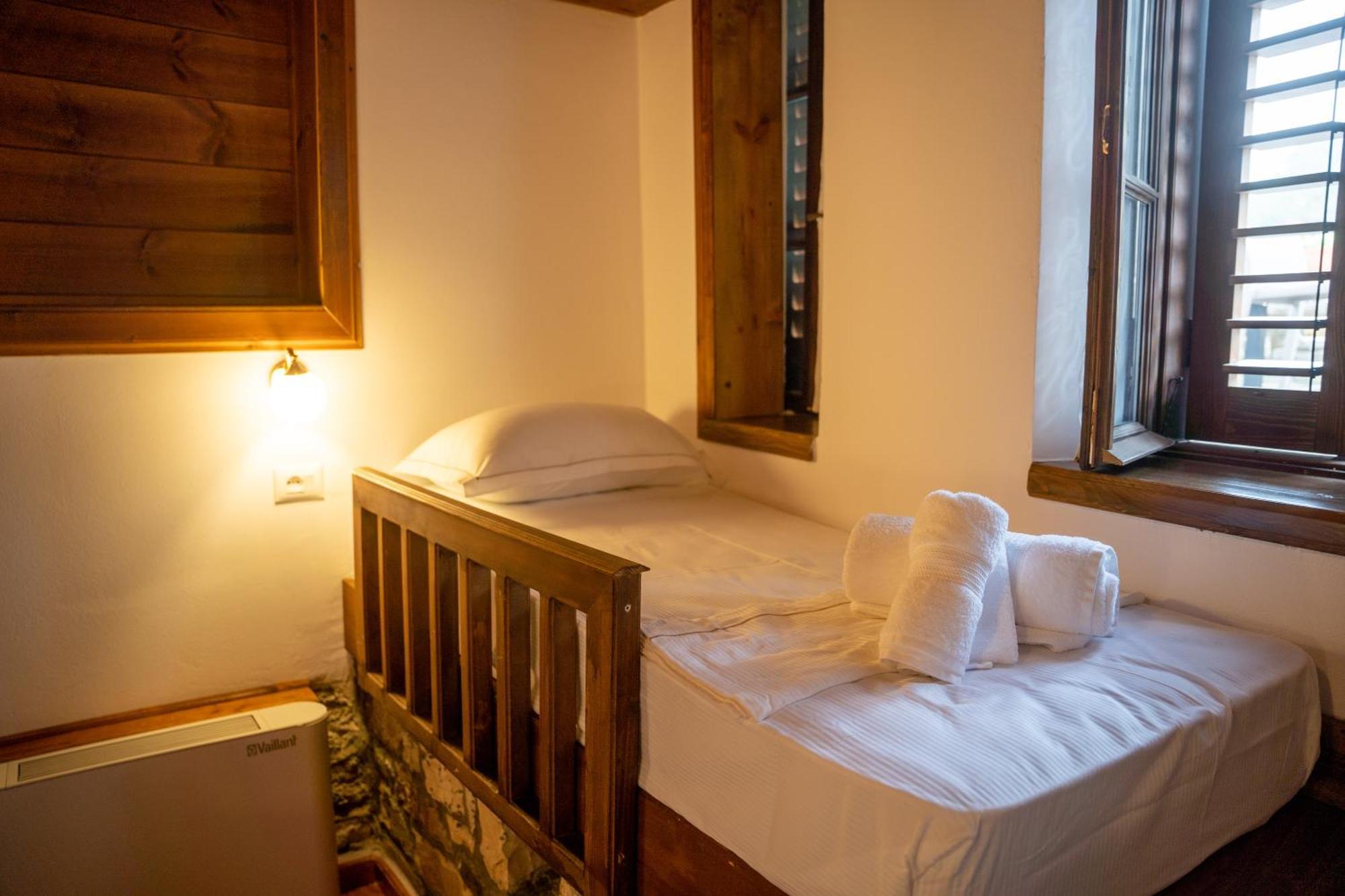 Hotel Kapllani Berat Ruang foto